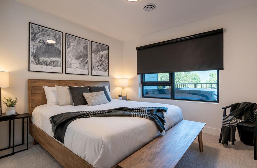 Ghost Peak By Revelstoke Vacations Apartment Bagian luar foto